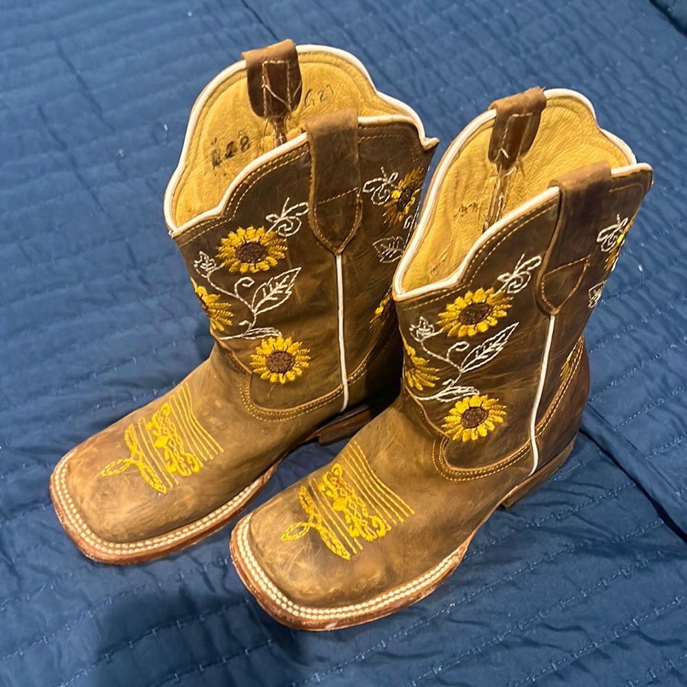 Girl’s Boots